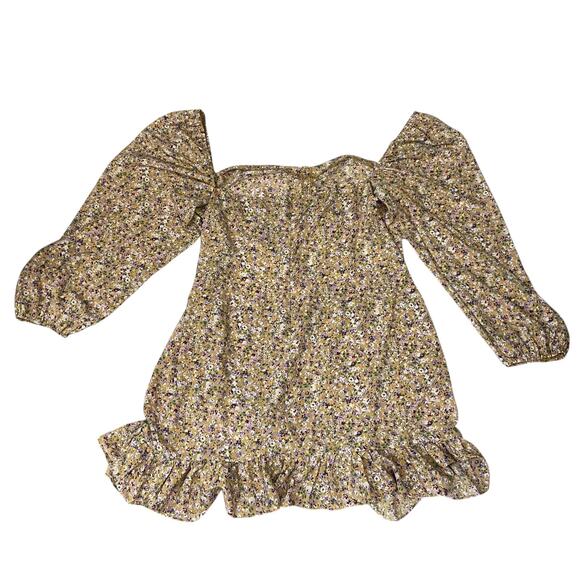 Pretty little thing Plus Pin Floral Cut Out Puff Sleeves Dress US Size 24 - Picture 4 of 10